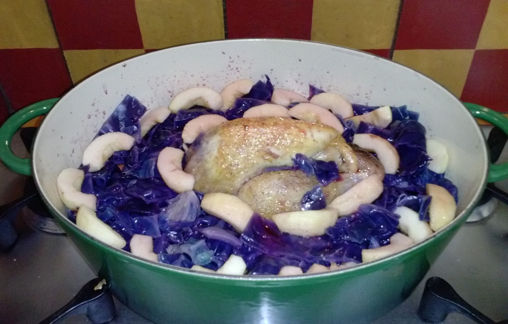 Pintade au chou : Recette de Pintade au chou - Marmiton