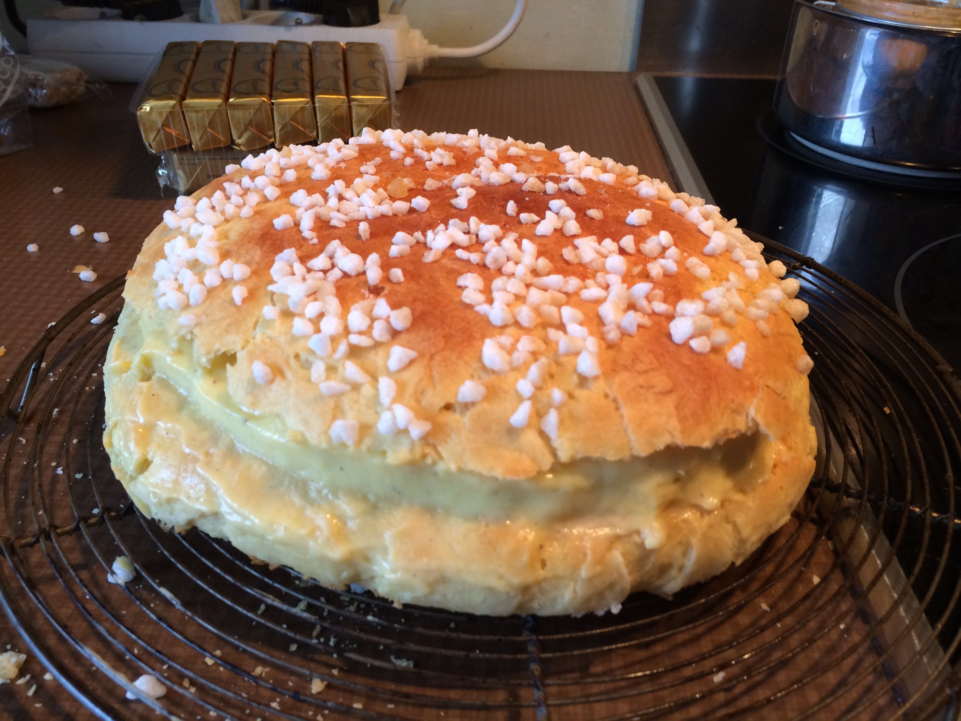 La Vraie Tarte Tropezienne Recette De La Vraie Tarte Tropezienne