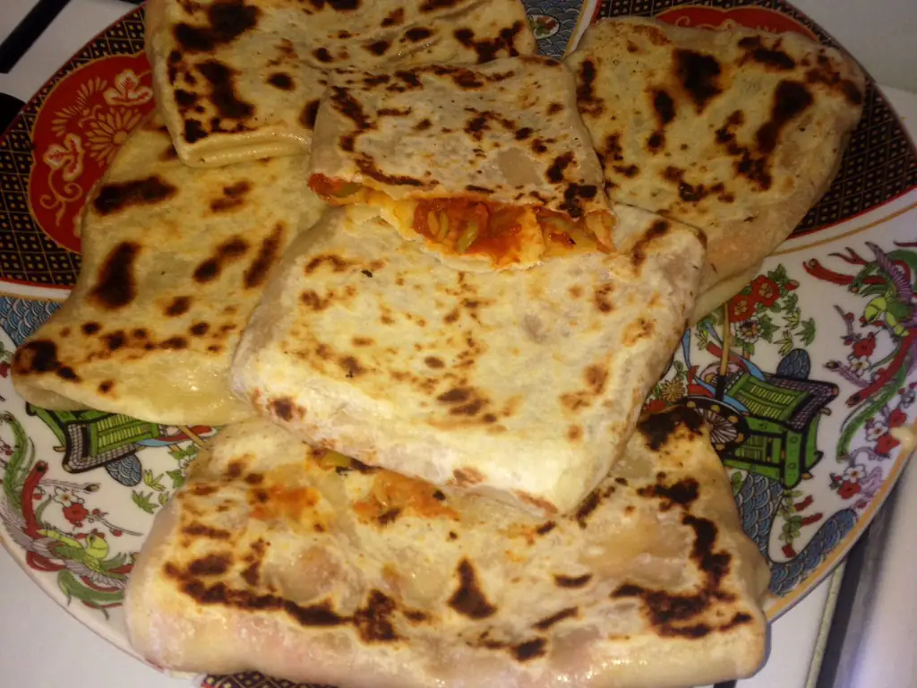 mahjouba ou crêpes fourrées franco-algérienne