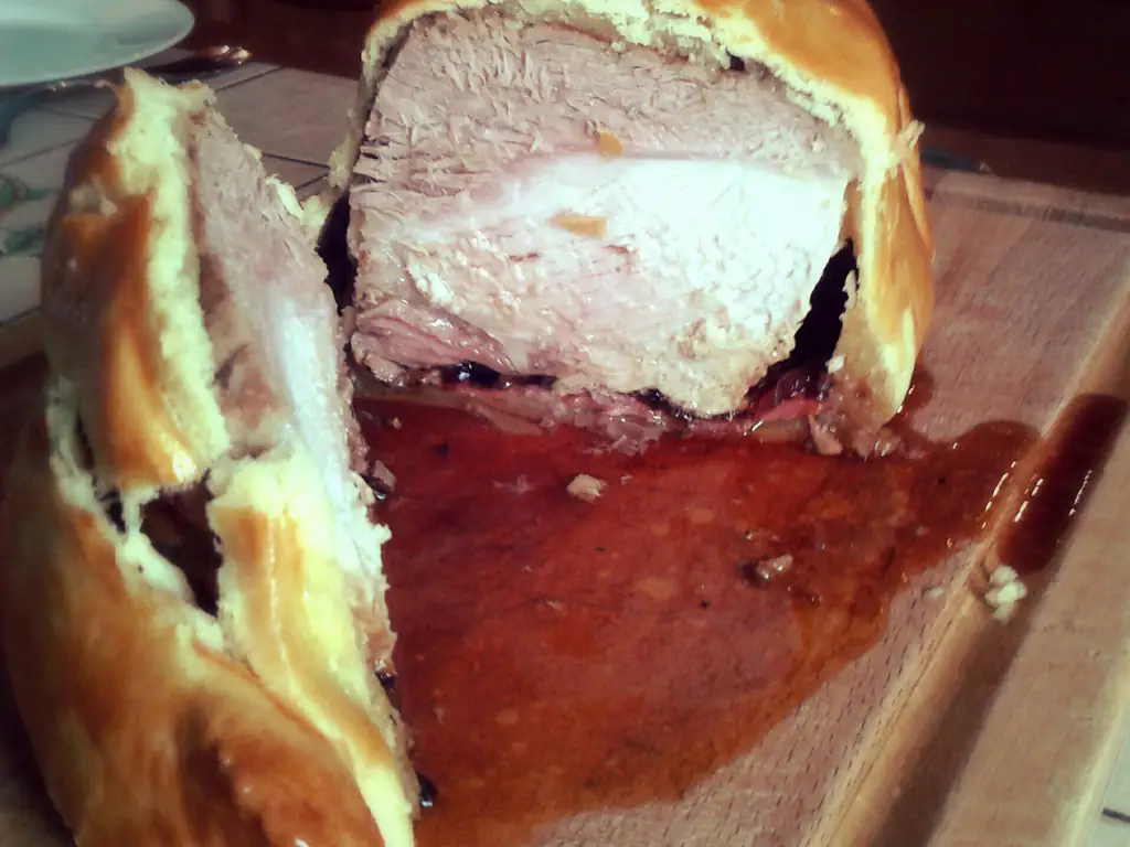 rôti de porc en croûte au jambon sec