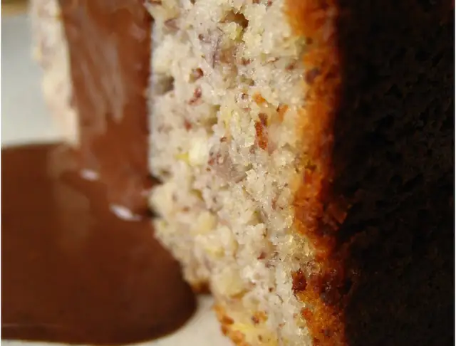 Cake à la poudre de noisettes : recette de Cake à la poudre de noisettes