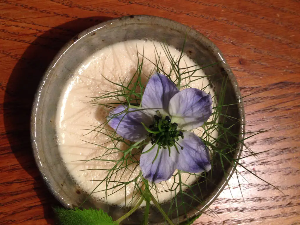 panacotta au müesli et fleur d'oranger