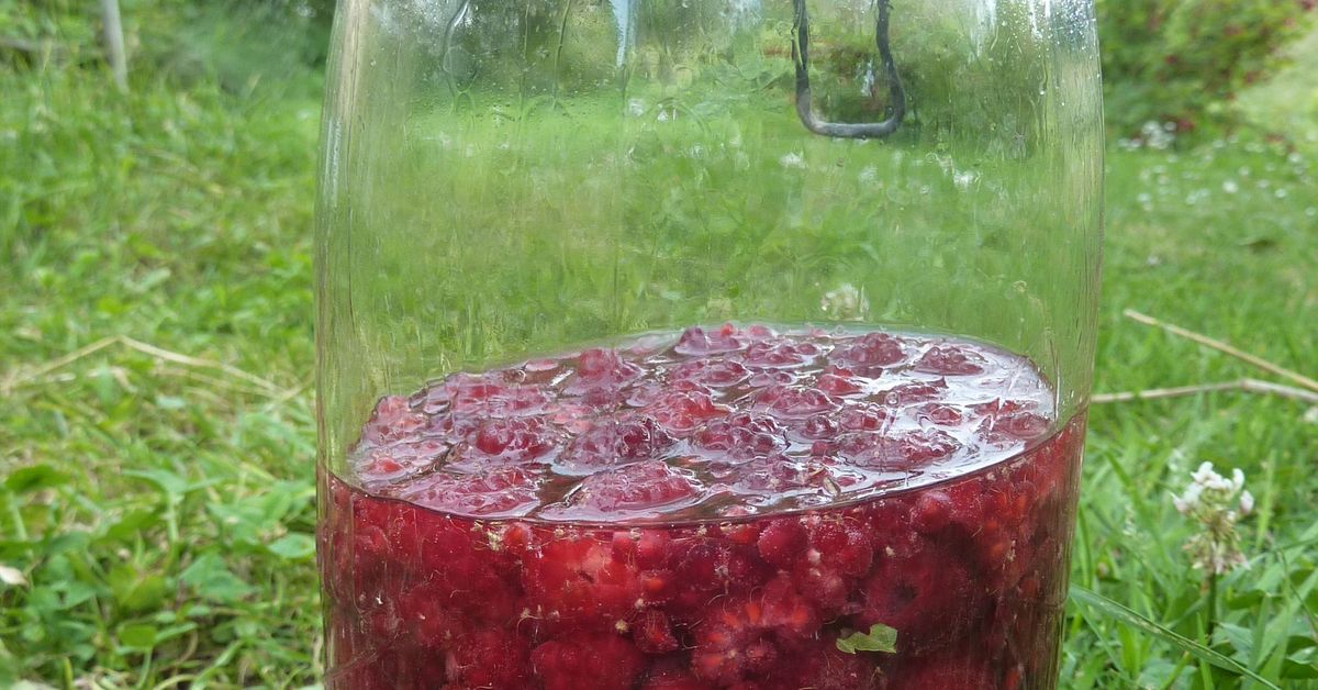 liqueur de framboises : recette de liqueur de framboises