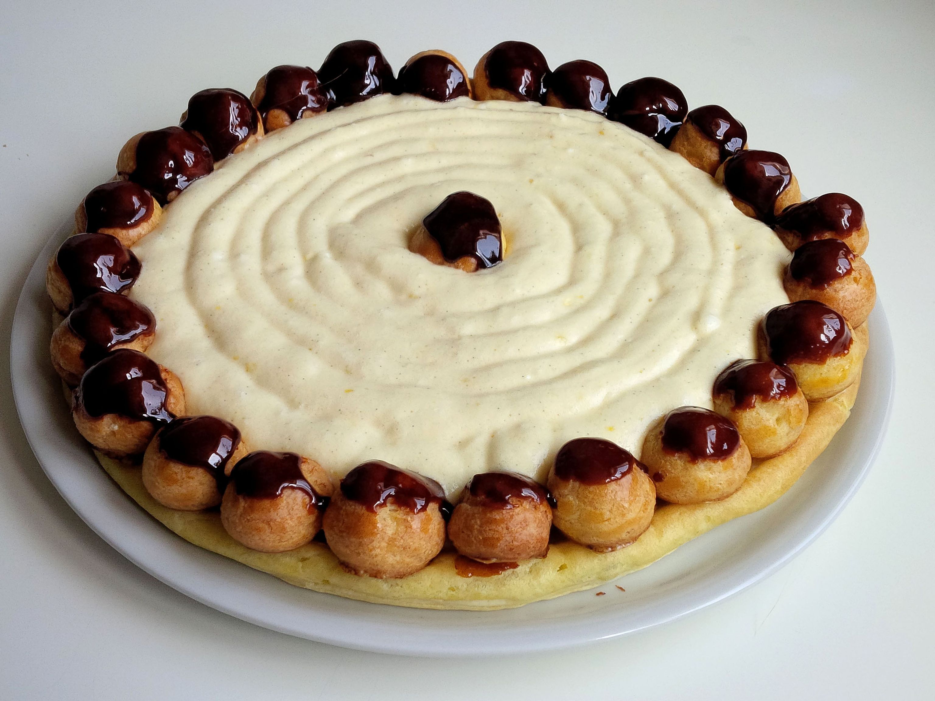 dessert Saint Honoré pâte feuilletée : Recette de dessert Saint Honoré ...