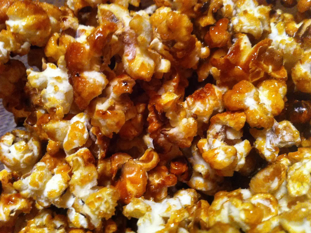pop-corn caramelisé