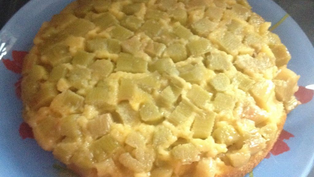 Gateau A La Rhubarbe Recette De Gateau A La Rhubarbe