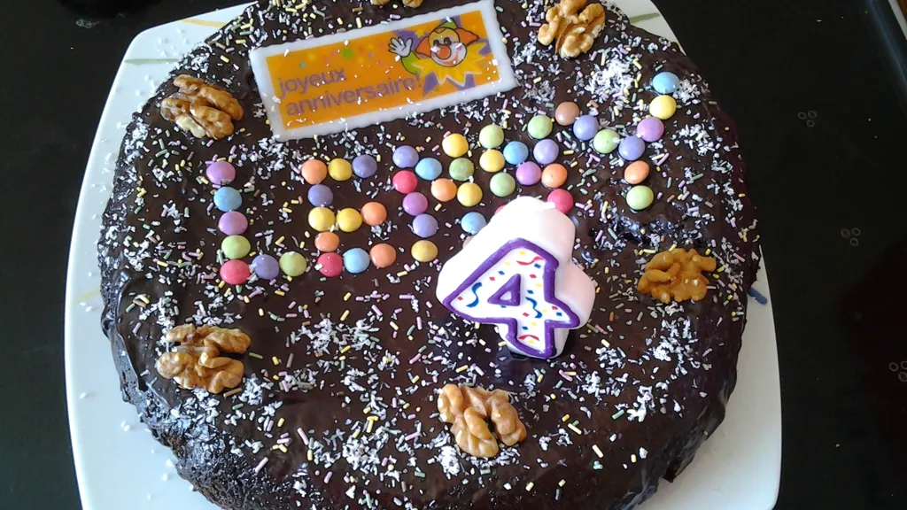 Gateau D Anniversaire Au Chocolat Recette De Gateau D Anniversaire Au Chocolat