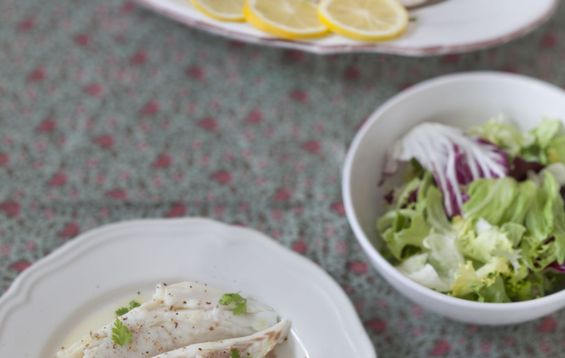 Cuisson Des Oreilles De Porc Au Court Bouillon