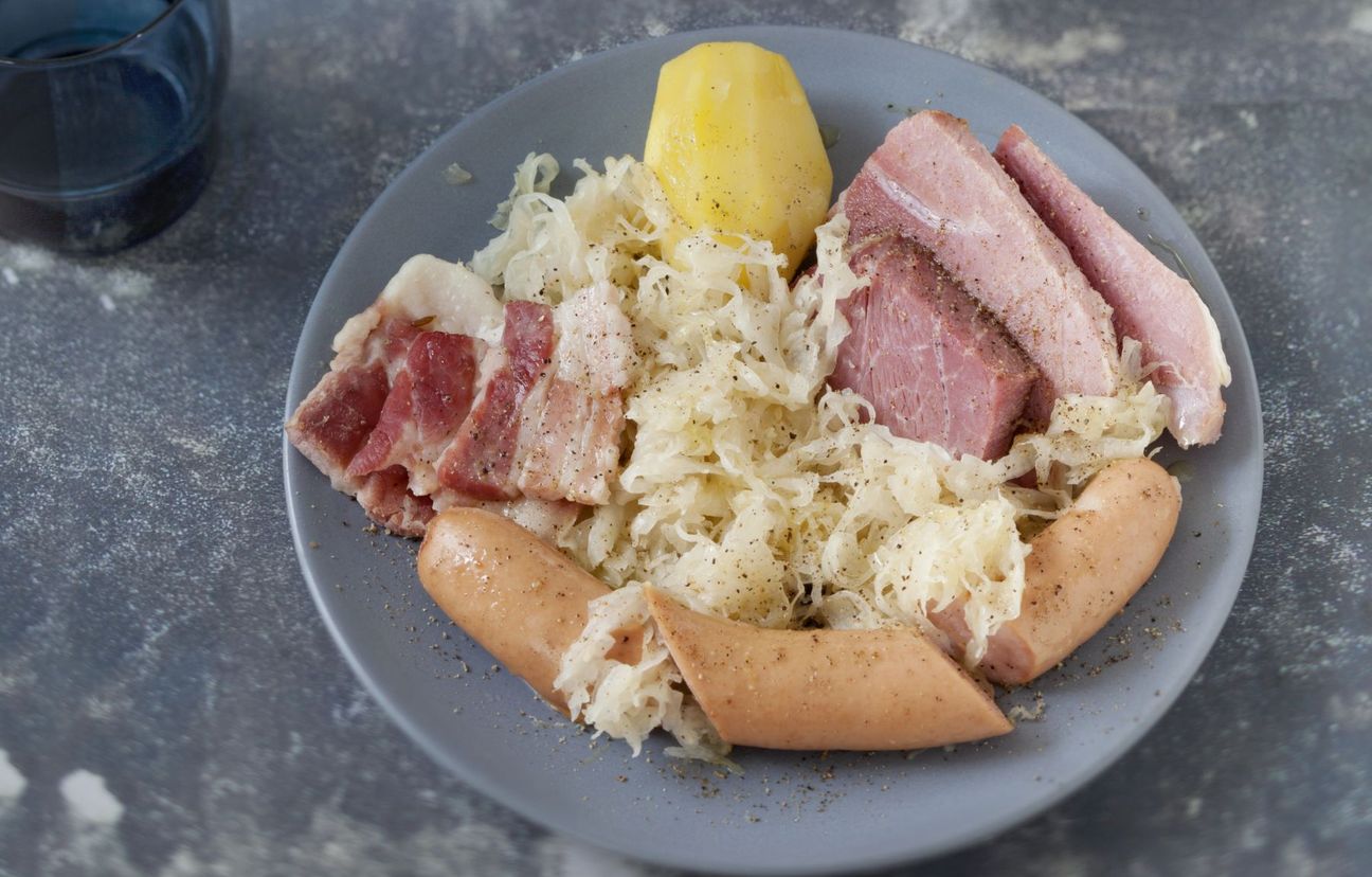 Peut On Congeler De La Choucroute Cuisinee Choucroute à l'alsacienne : Recette de Choucroute à l'alsacienne - Marmiton