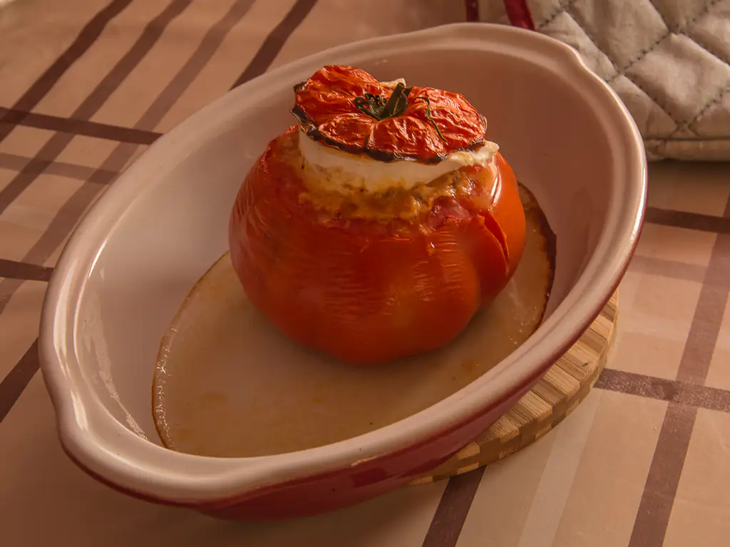 tomates farcies au chèvre et au poulet
