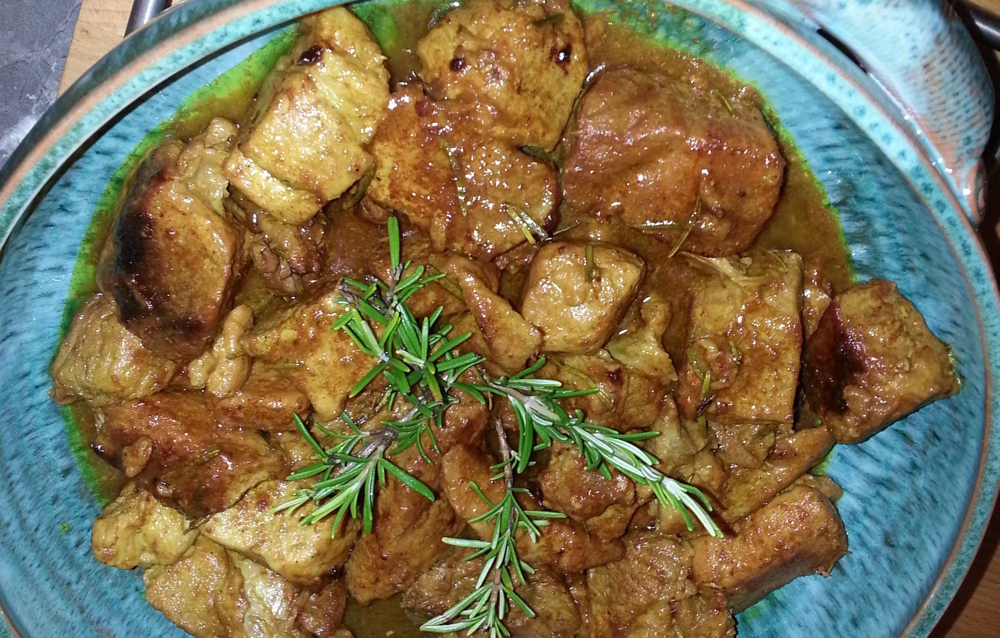 Sauté de porc au curry et au lait de coco : Recette de Sauté de porc au