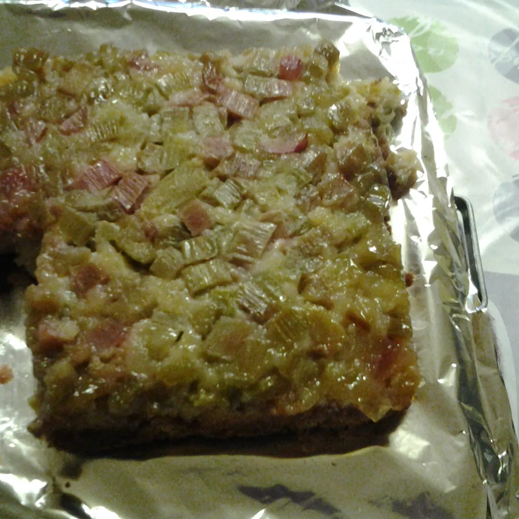 Gateau A La Rhubarbe Recette De Gateau A La Rhubarbe