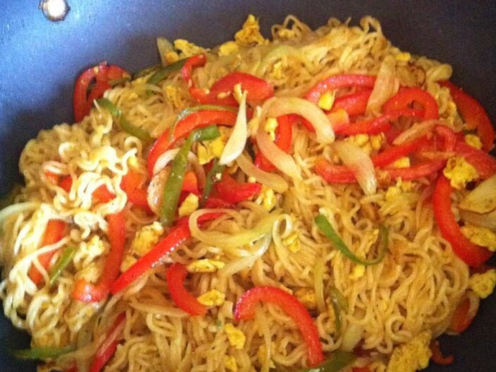 nouilles chinoises avec de poulet Recette de nouilles chinoises avec