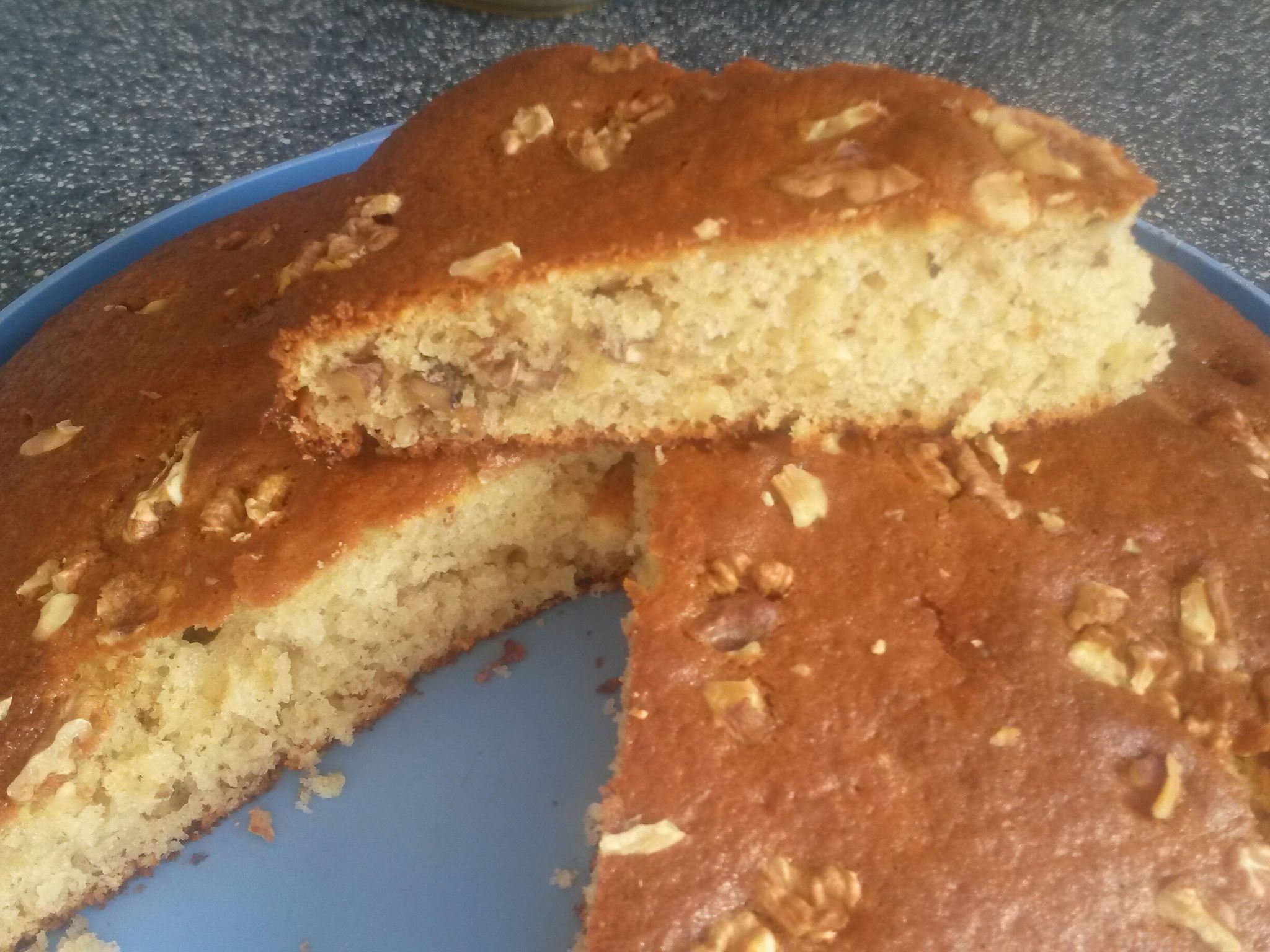 G Teau Au Yaourt Aux Noix Recette De G Teau Au Yaourt Aux Noix Marmiton