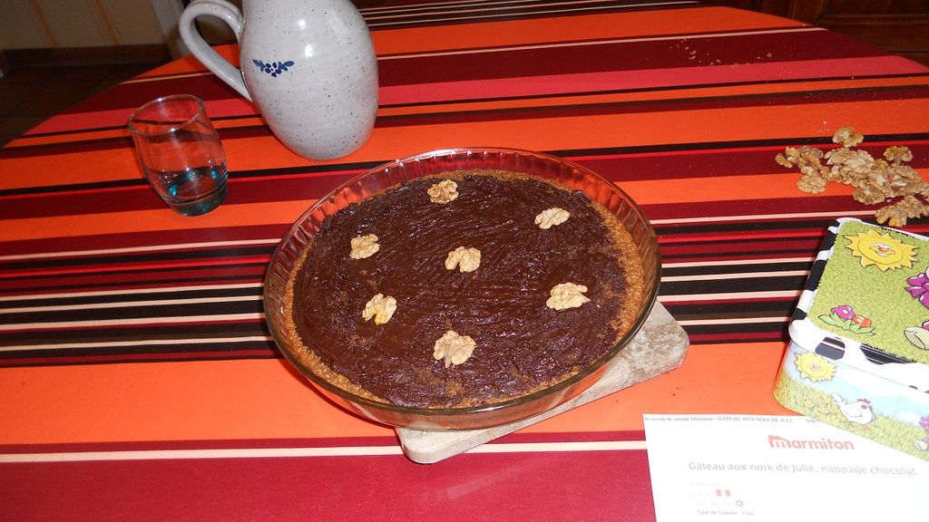 Gateau Aux Noix De Julie Nappage Chocolat Recette De Gateau Aux Noix De Julie Nappage Chocolat
