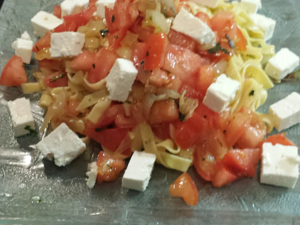 spaghetti à la feta et au citron vert
