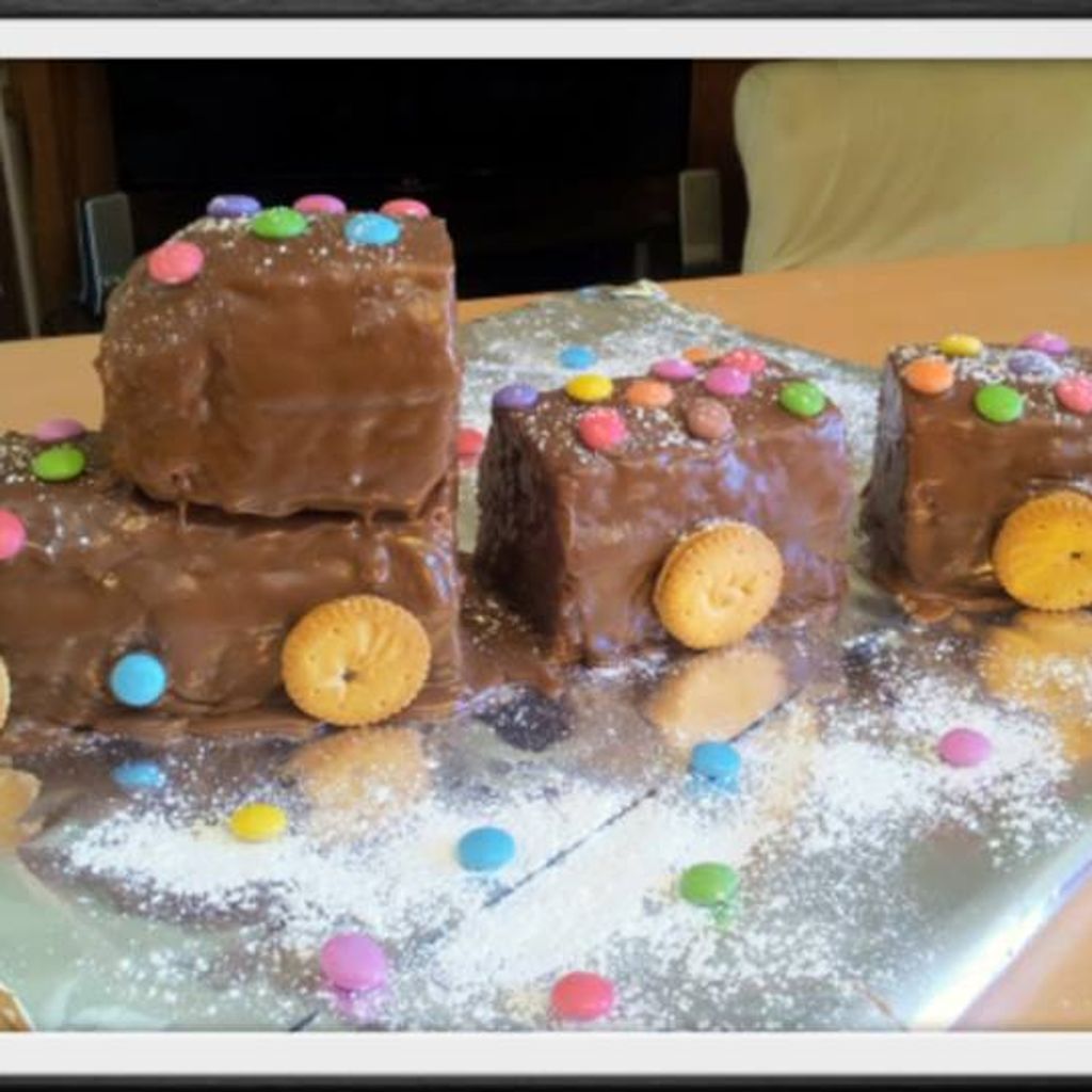 Amour De Petit Train D Anniversaire Recette De Amour De Petit Train D Anniversaire