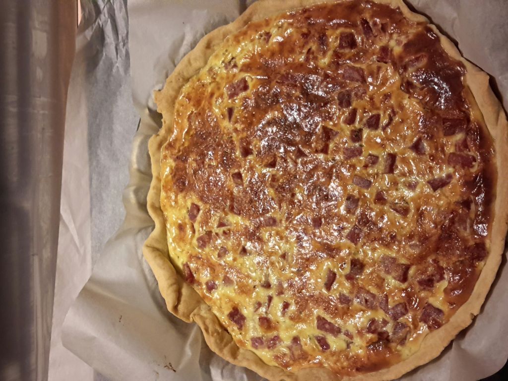 Tarte express au boursin : Recette de Tarte express au boursin - Marmiton