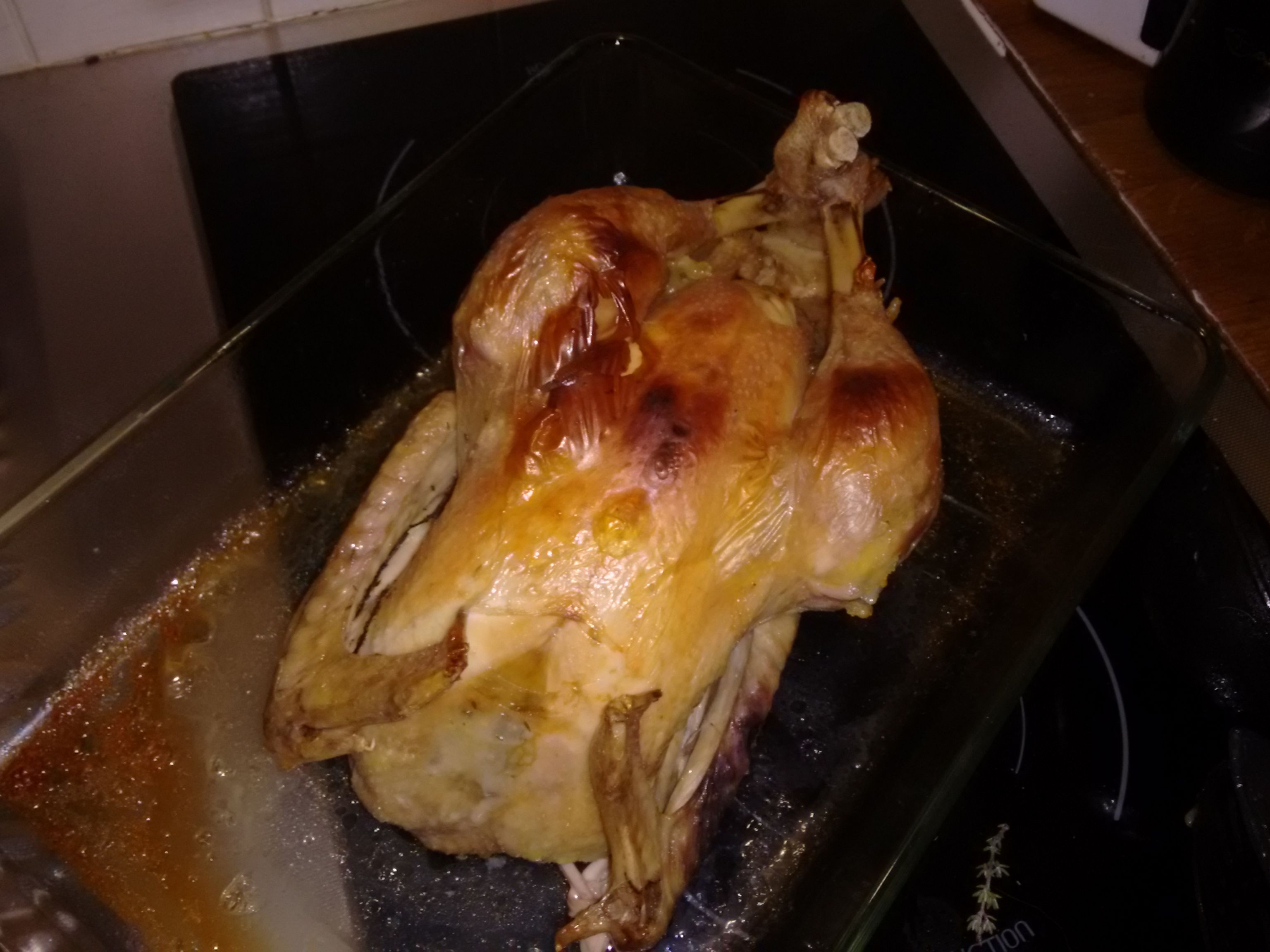 Poulet poché puis rôti Recette de Poulet poché puis rôti Marmiton