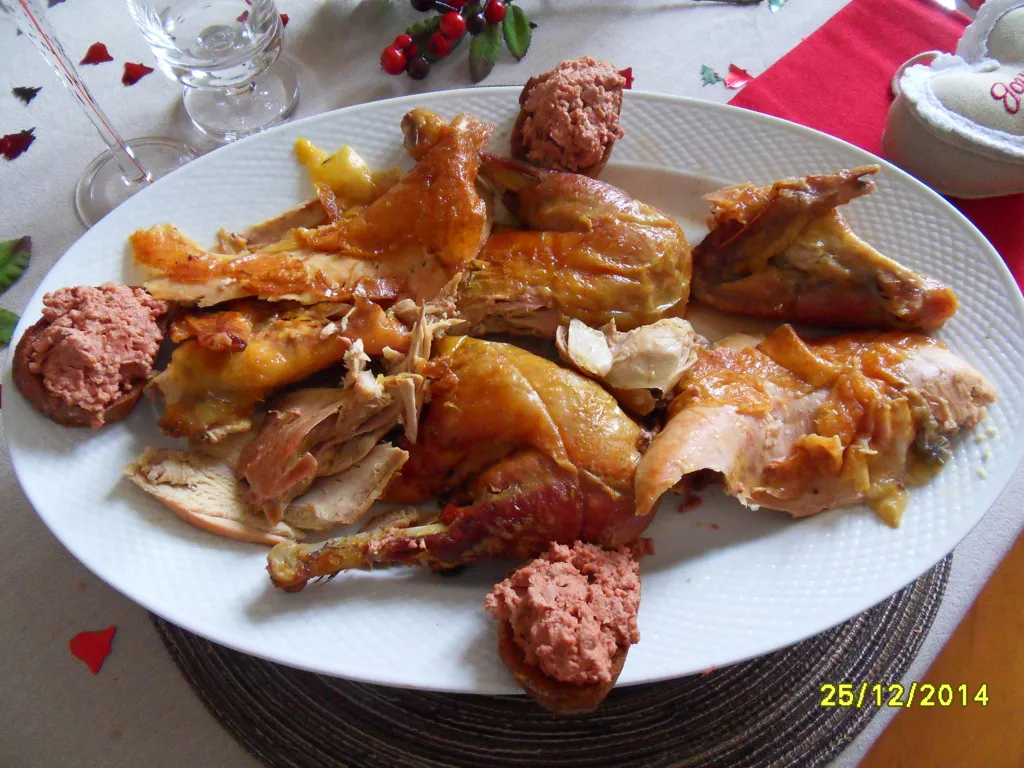 pintade farcie à mousse de foie d'oie