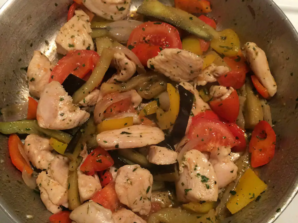 poulet au wok aux légumes du soleil