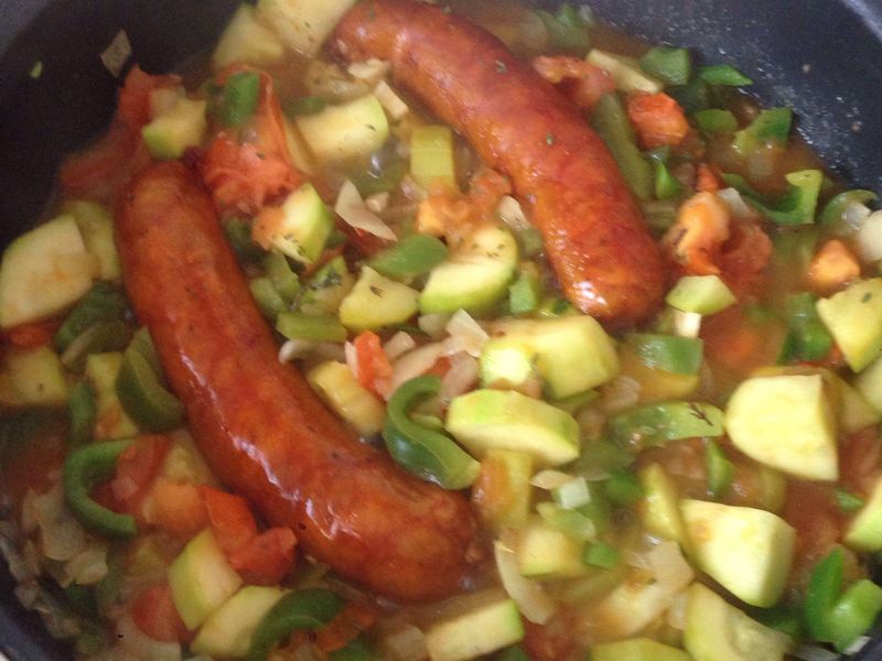 Rougail De Tomates Aux Saucisses Recette De Rougail De Tomates