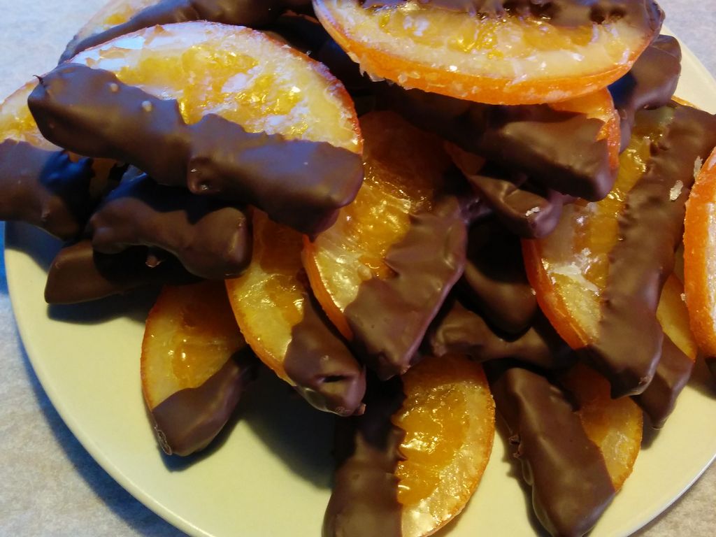 Recette - Tranches d'oranges confites au chocolat en vidéo 