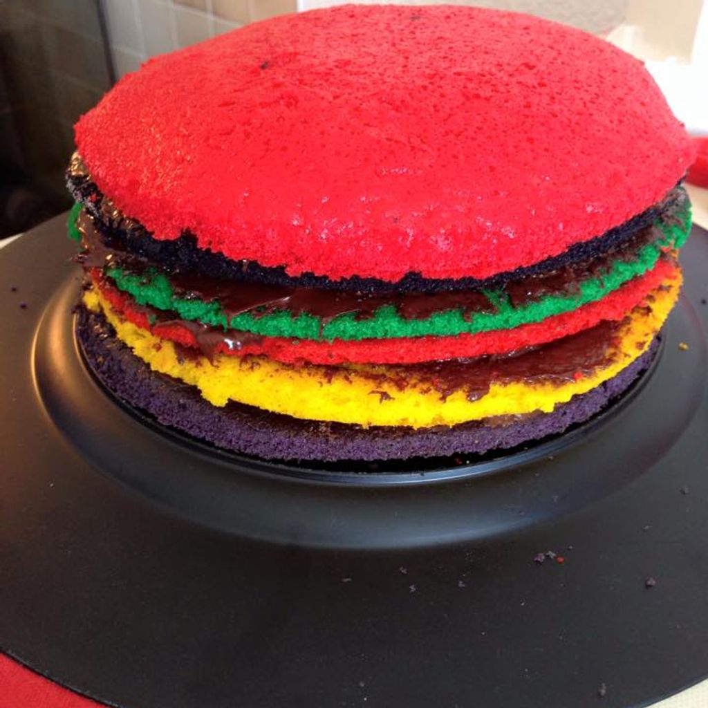 Recette du rainbow cake ou gâteau arc-en-ciel facile avec Hervé