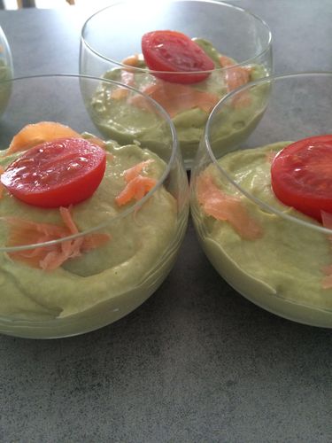 Mousse D'avocat Au Saumon Fumé : Recette De Mousse D'avocat Au Saumon ...