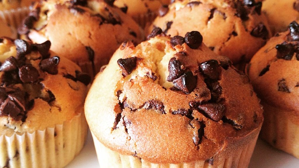 Muffins Aux Pepites De Chocolat Recette De Muffins Aux Pepites De Chocolat Marmiton