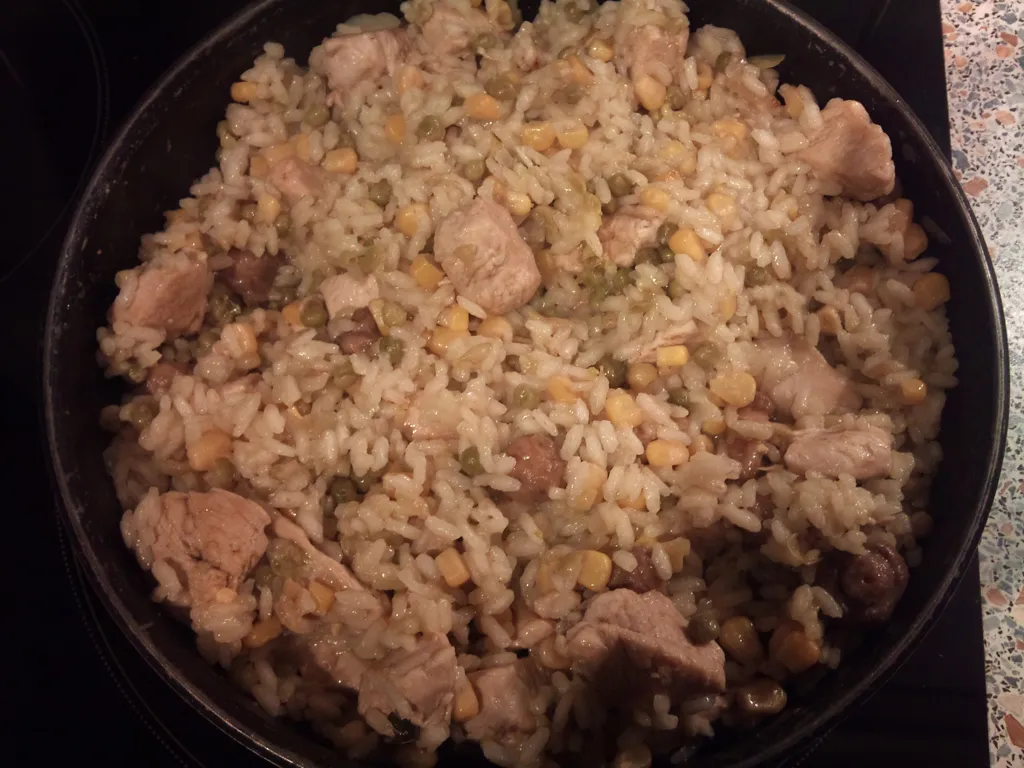 risotto au poulet, maïs et champignons