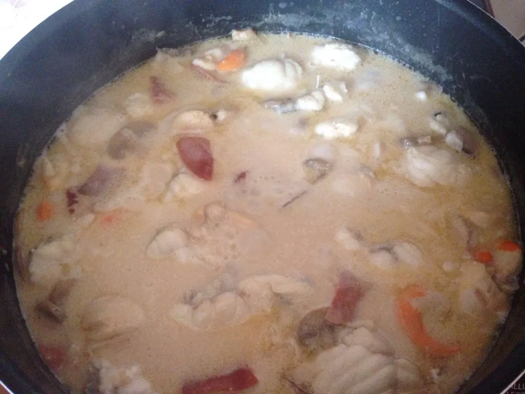 Blanquette De Lotte Et Fruits De Mer Blanquette de lotte et saint jacques : recette de Blanquette de lotte et  saint jacques