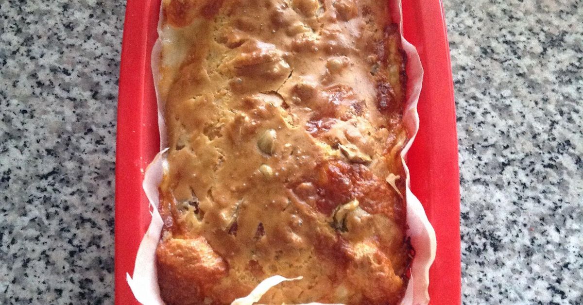 Cake aux olives, mozzarella, jambon serrano et lardons recette de