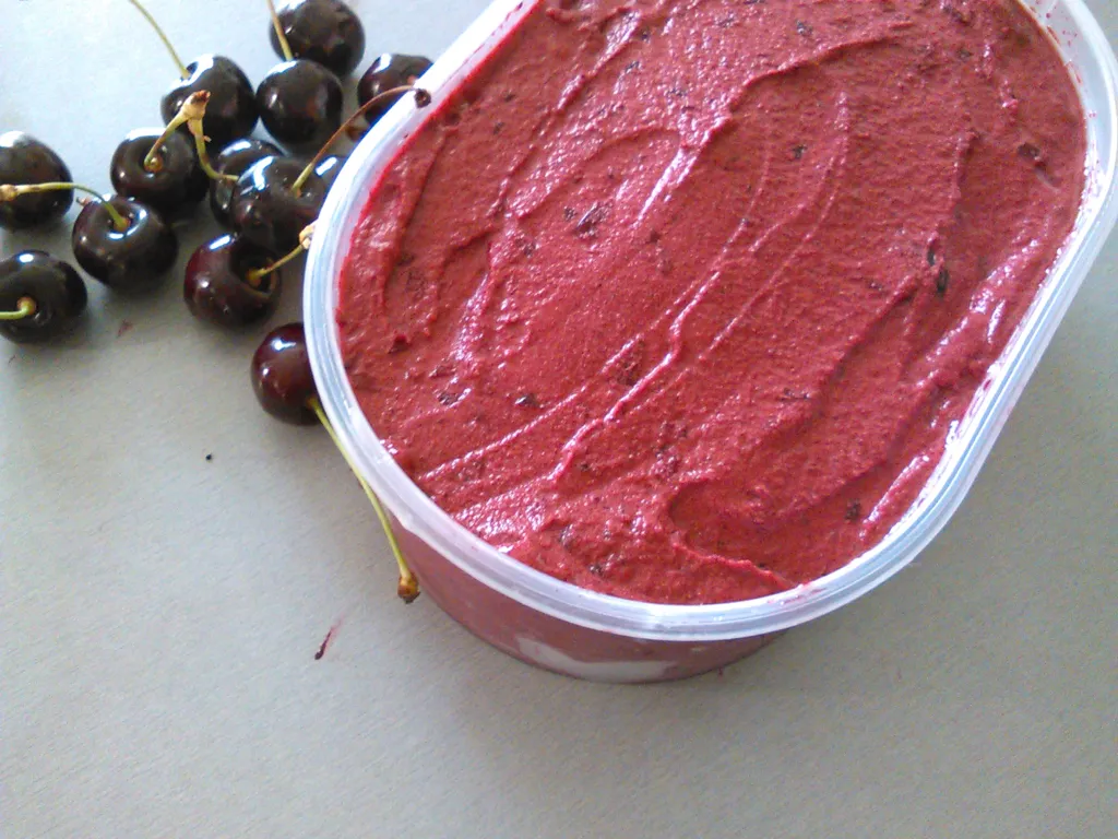 sorbet aux cerises et au kirsch