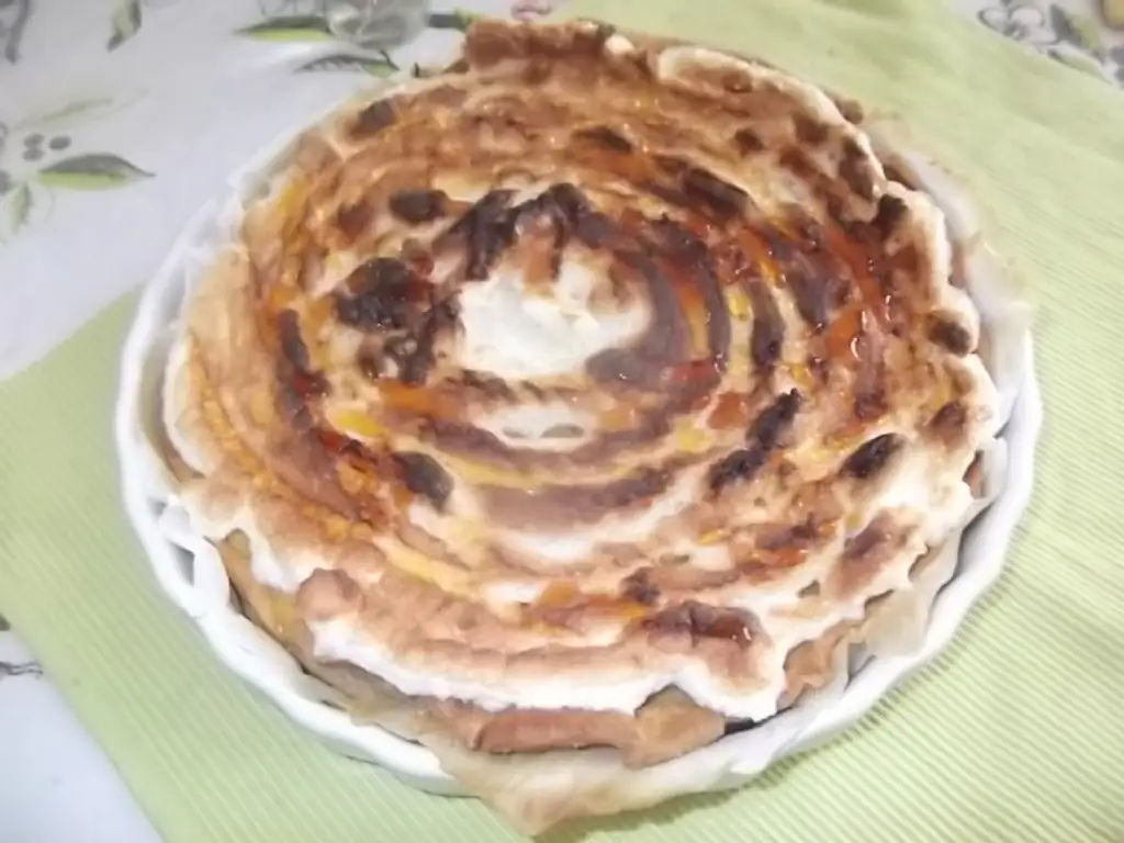 tarte à la rhubarbe et à l'ananas meringuée