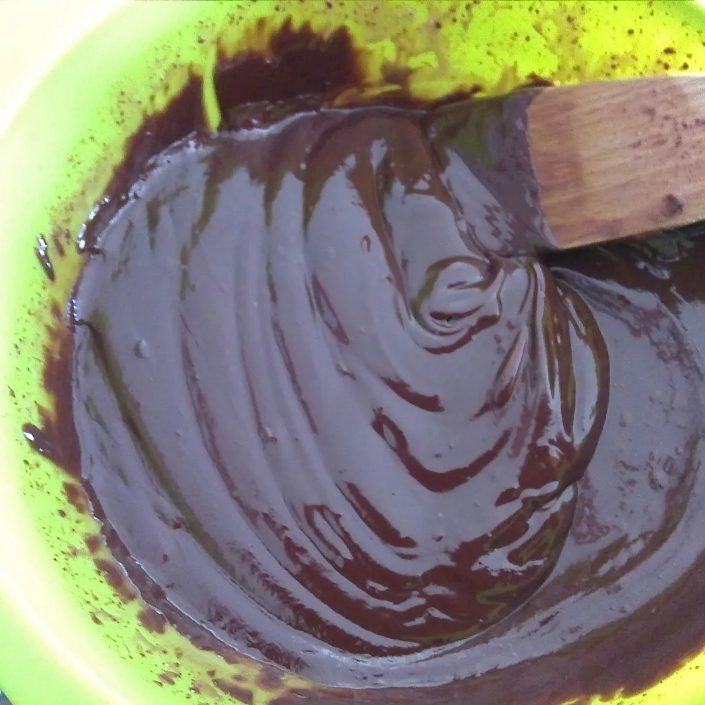 Coulis Chocolat Qui Ne Durcit Pas Comment faire une sauce au chocolat fondu qui ne durcit pas : recette de  Comment faire une sauce au chocolat fondu qui ne durcit pas