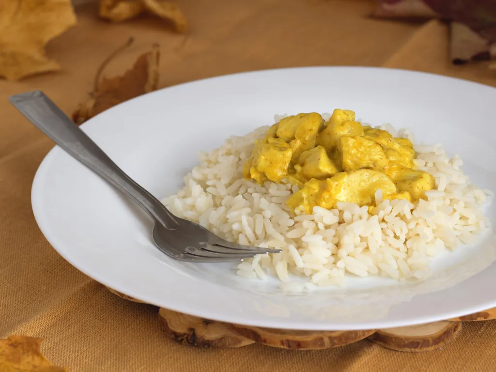 emincés de poulet au curry et au miel