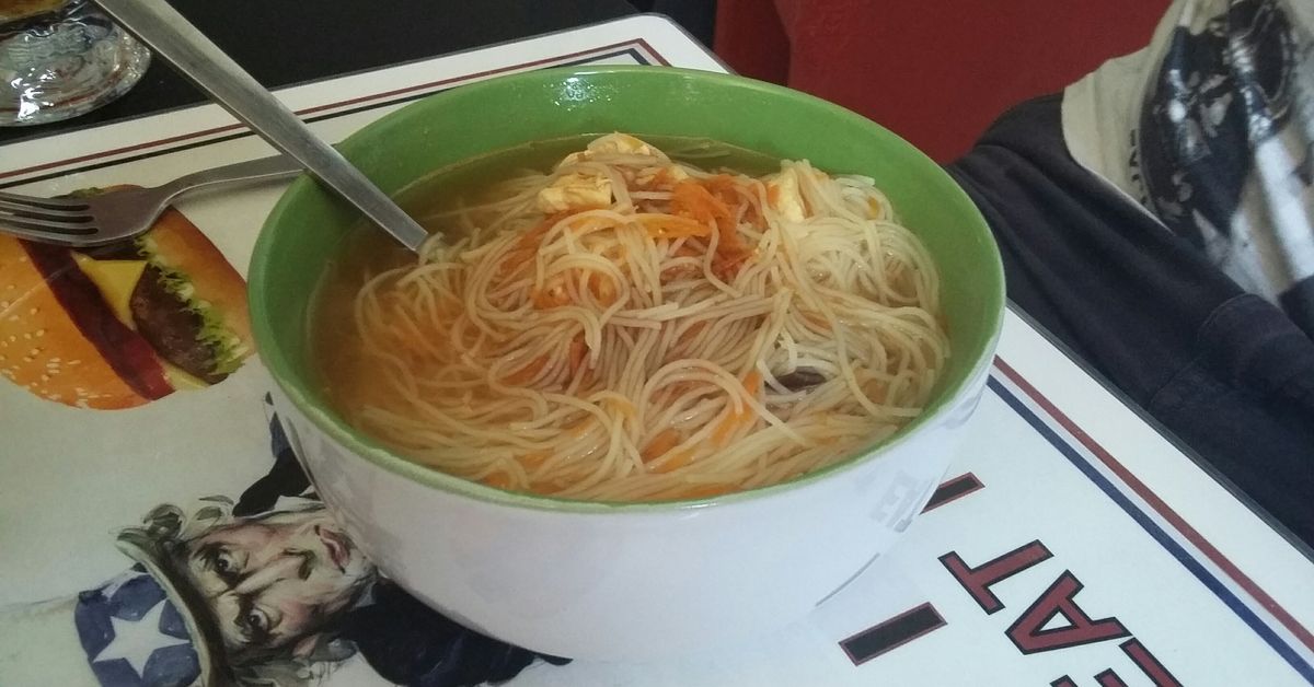 Bouillon au poulet (chinois) recette de Bouillon au poulet (chinois)