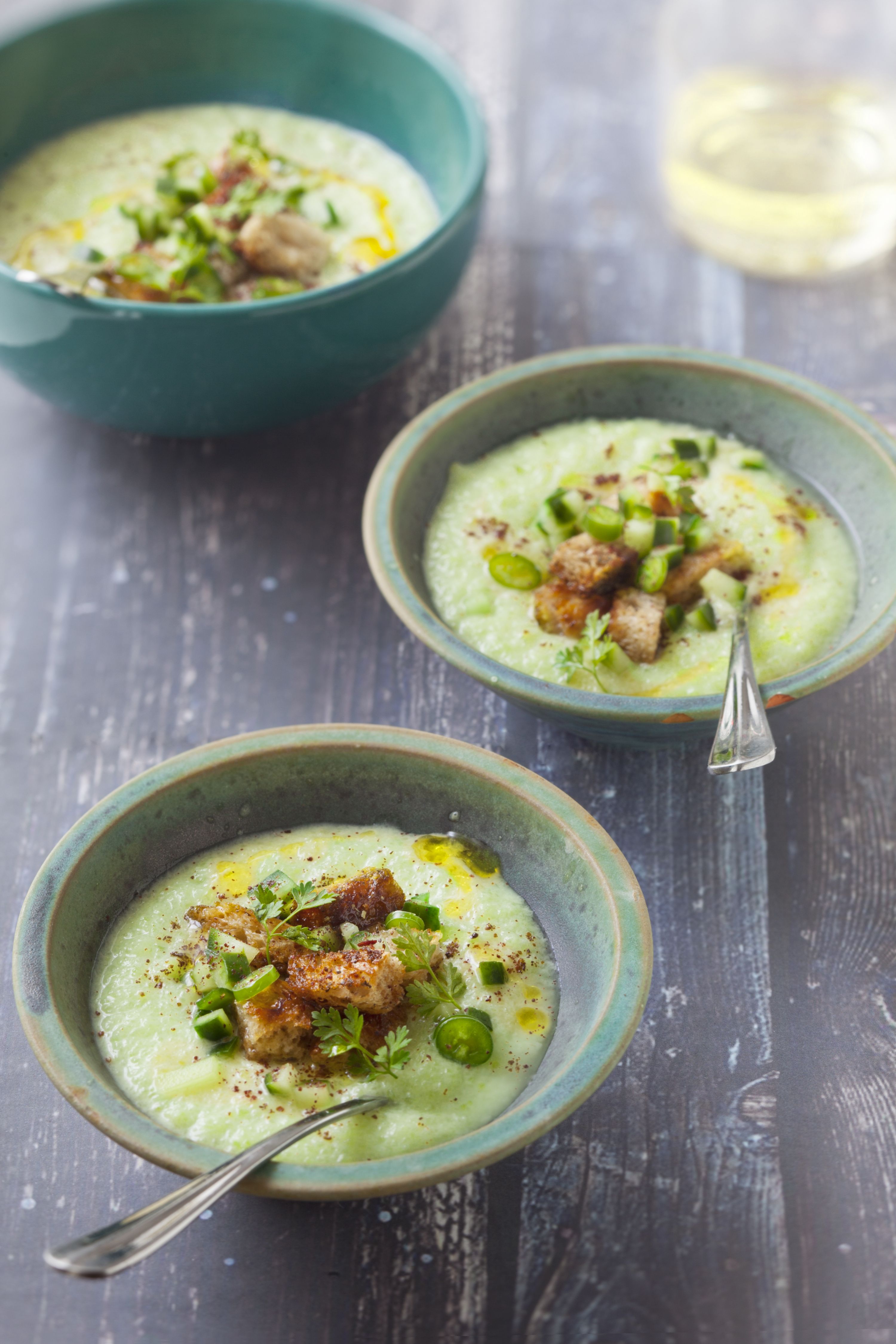 Soupe Concombre Vache Qui Rit Thermomix Soupe de concombre : recette de Soupe de concombre