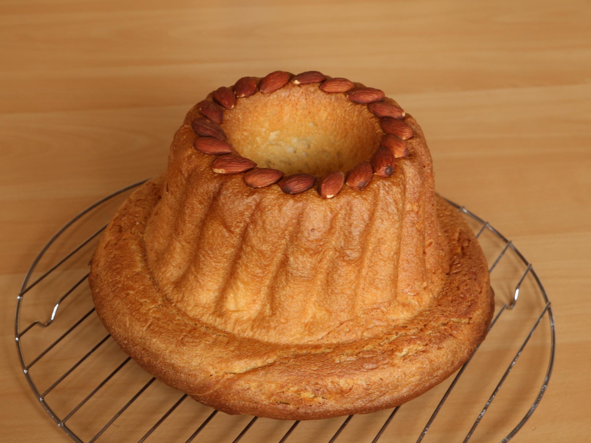 Kouglof inratable dans une machine à pain : Recette de Kouglof