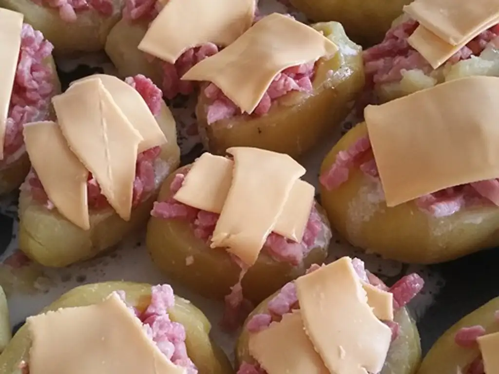 pommes de terre farcies aux lardons de julia