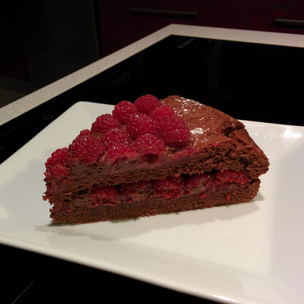 Gateau Au Chocolat Fourre Aux Framboises Recette De Gateau Au Chocolat Fourre Aux Framboises