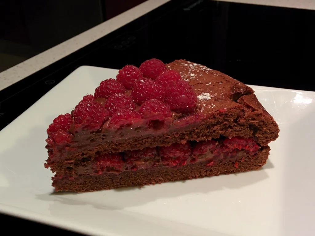 Gateau Au Chocolat Fourre Aux Framboises Recette De Gateau Au Chocolat Fourre Aux Framboises