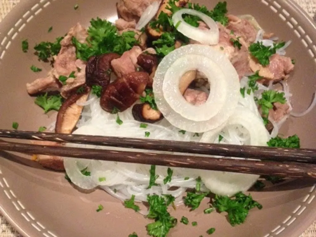 variante de la soupe vietnamienne : le phõ au canard