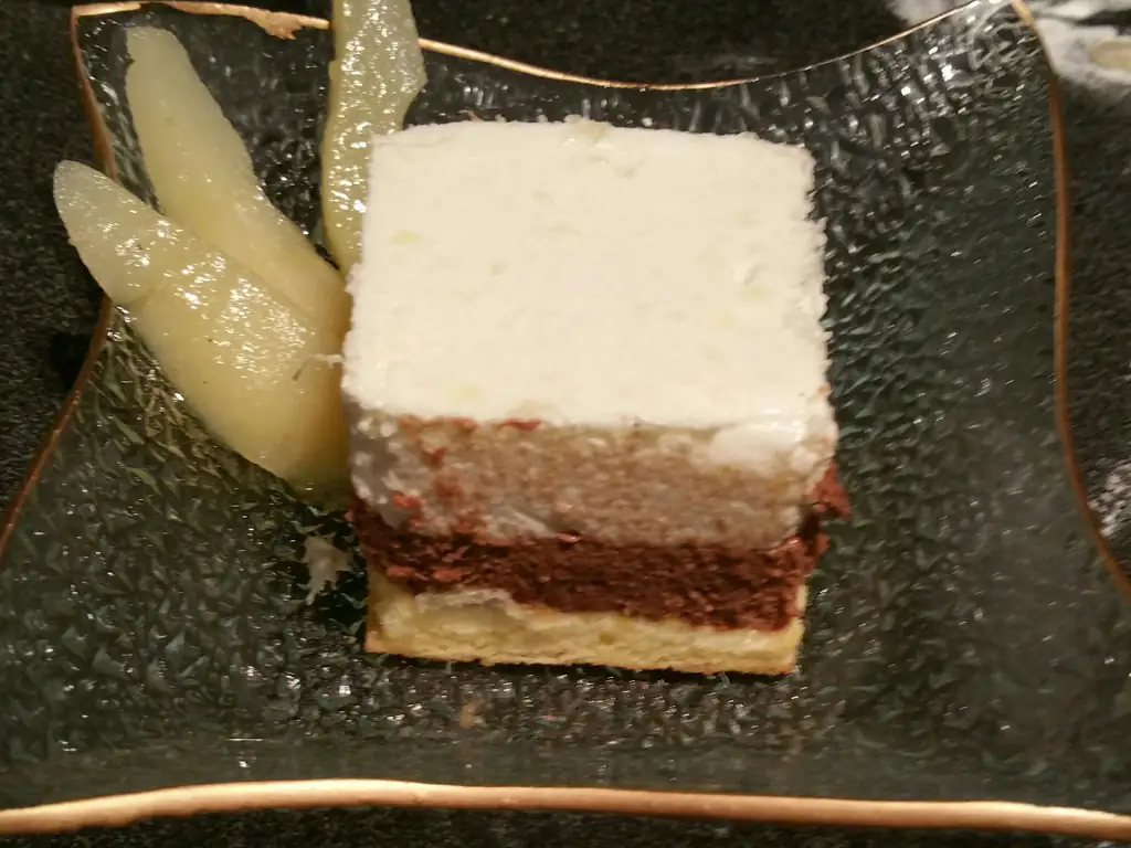 Entremets Saveurs Du Nord Mousse Poire Chocolat Et Nappage Caramel Recette De Entremets Saveurs Du Nord Mousse Poire Chocolat Et Nappage Caramel