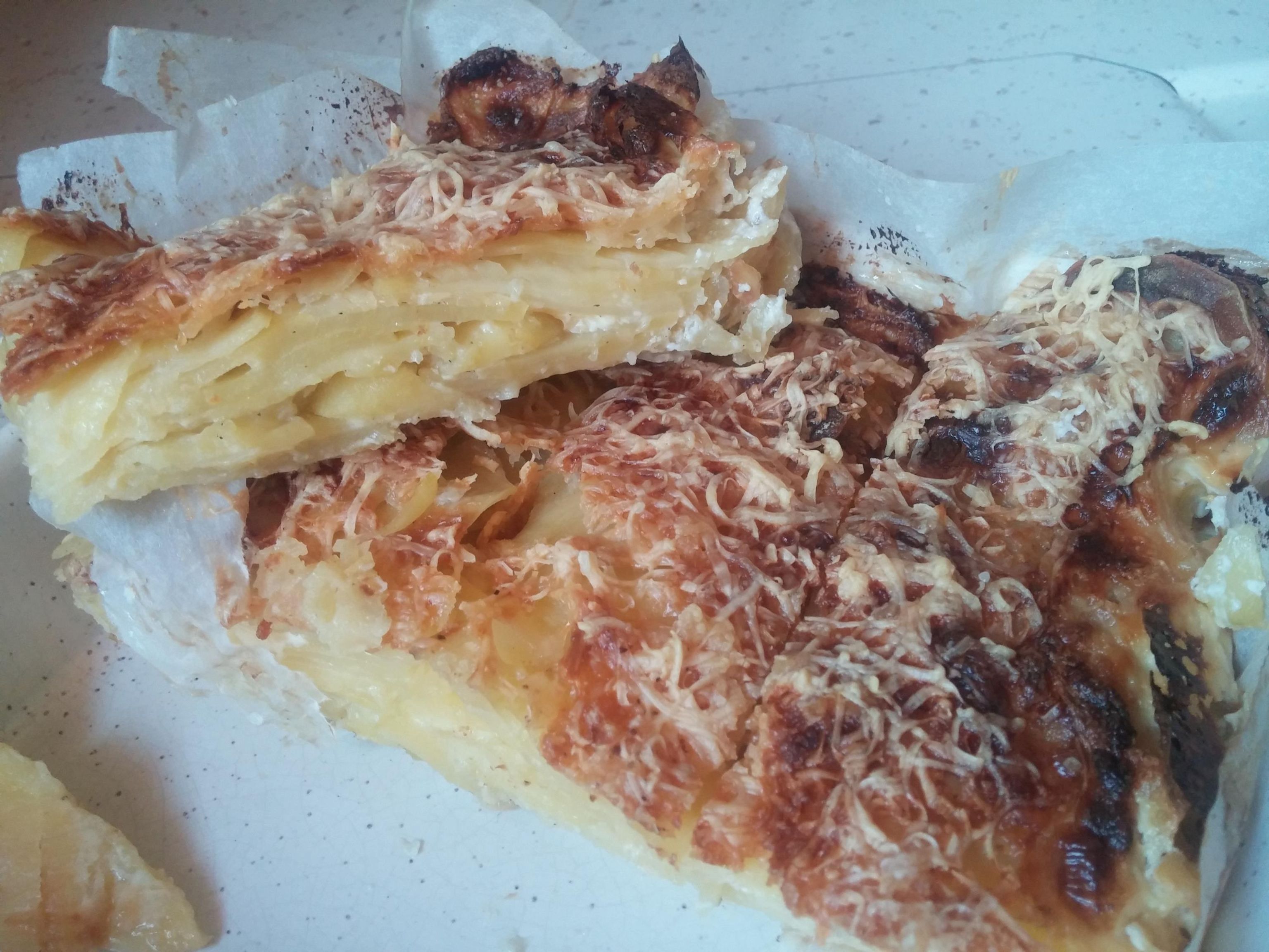 Gratin Dauphinois simple : Recette de Gratin Dauphinois simple - Marmiton