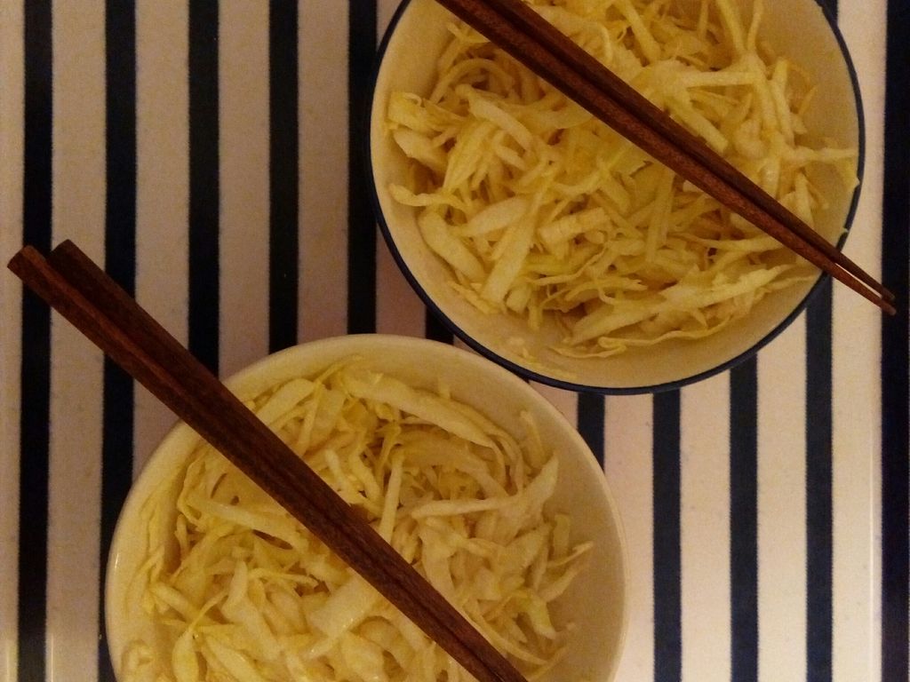 Recette - Salade de chou blanc comme au resto japonais en vidéo