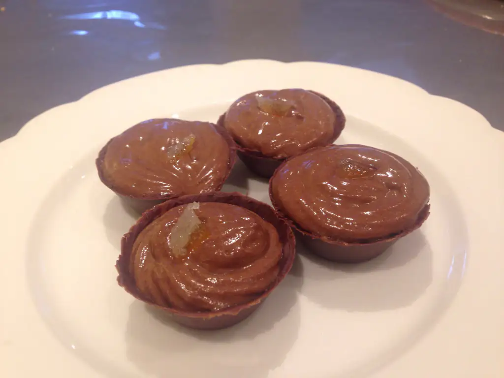 mousse aux 3 chocolats (noir / praliné / lait)