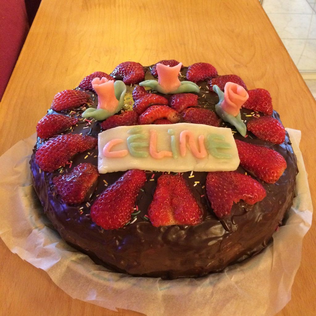 Gateau D Anniversaire Aux Fraises Recette De Gateau D Anniversaire Aux Fraises