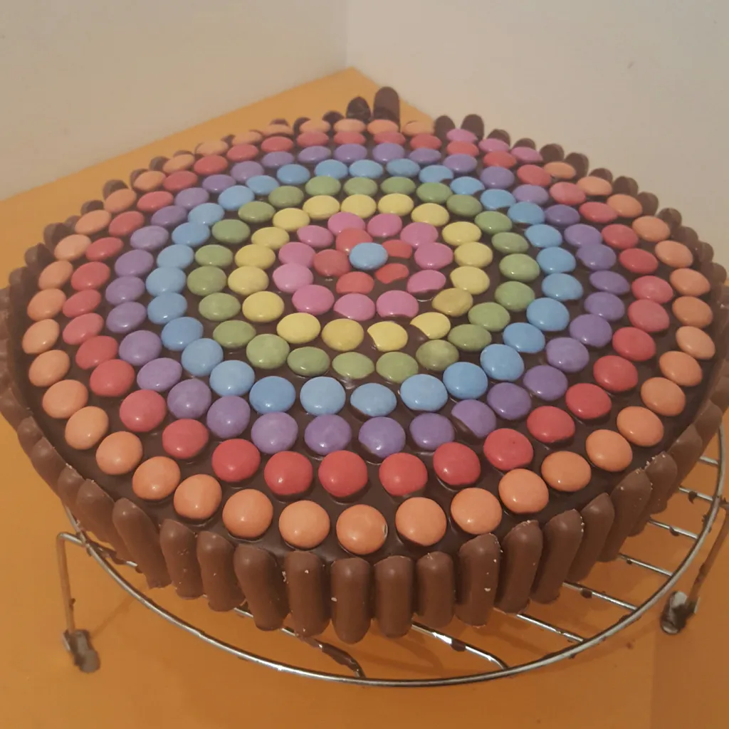 Le Gateau D Anniversaire Irresistible De Ma Maman Recette De Le Gateau D Anniversaire Irresistible De Ma Maman
